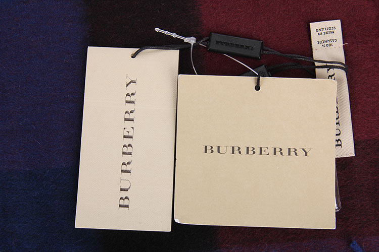 burberry(博柏利 紫红/蓝色格子羊绒围巾