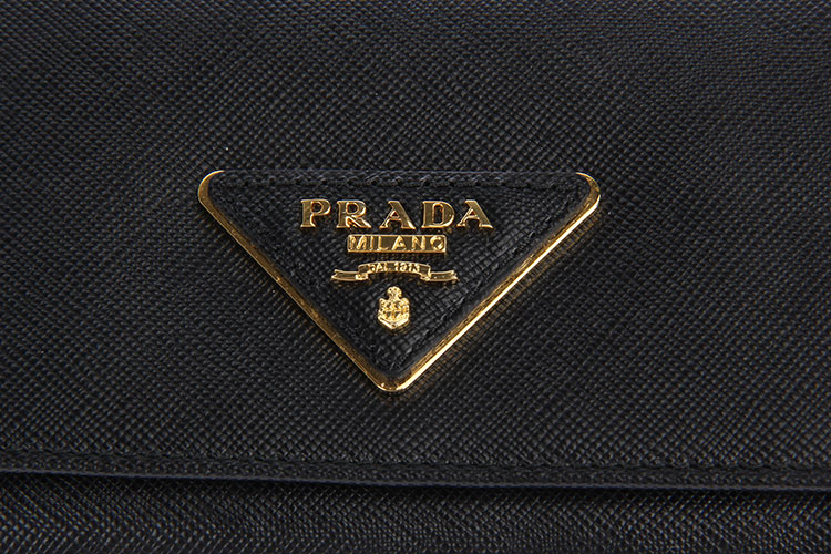 prada(普拉达) 黑色皮质长款三角标按扣钱夹