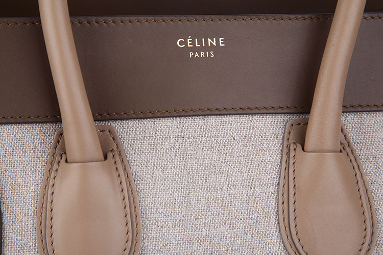 celine(赛琳 卡其色帆布咖色配皮笑脸包