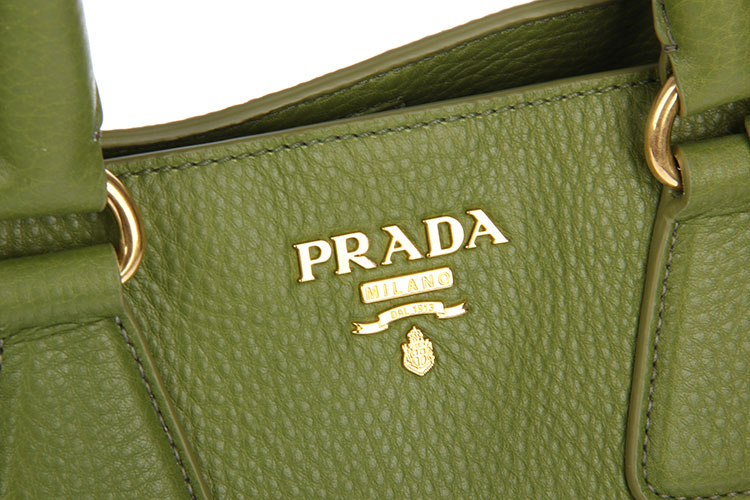 prada(普拉达) 绿色皮质手提包