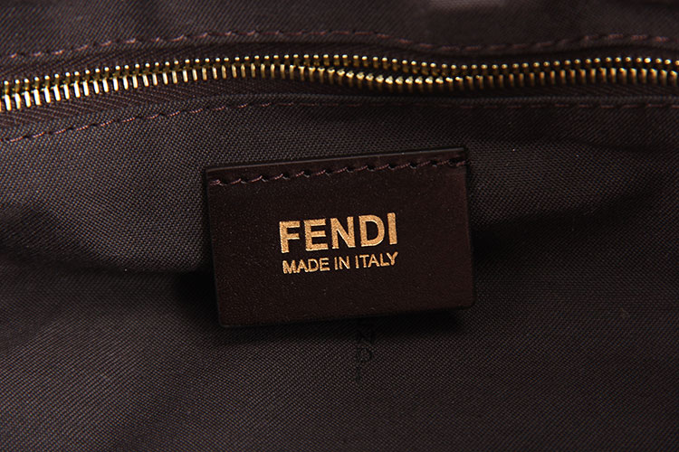 fendi(芬迪) 咖啡色logo尼龙单肩包