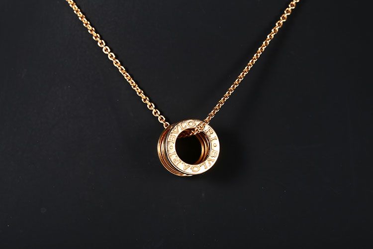 bvlgari() 18kõ