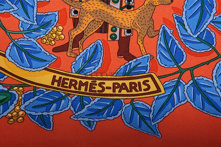 hermes(爱马仕 橘色底叶子图案丝巾90