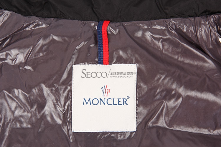 moncler(蒙克莱 男士黑色短款羽绒服 2/m maya厂家,moncler(蒙克莱