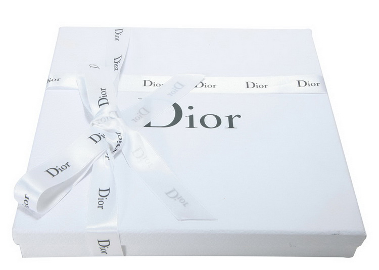 dior 迪奥(dior)由法国时装设计师克里斯汀·迪奥(christian dior)于