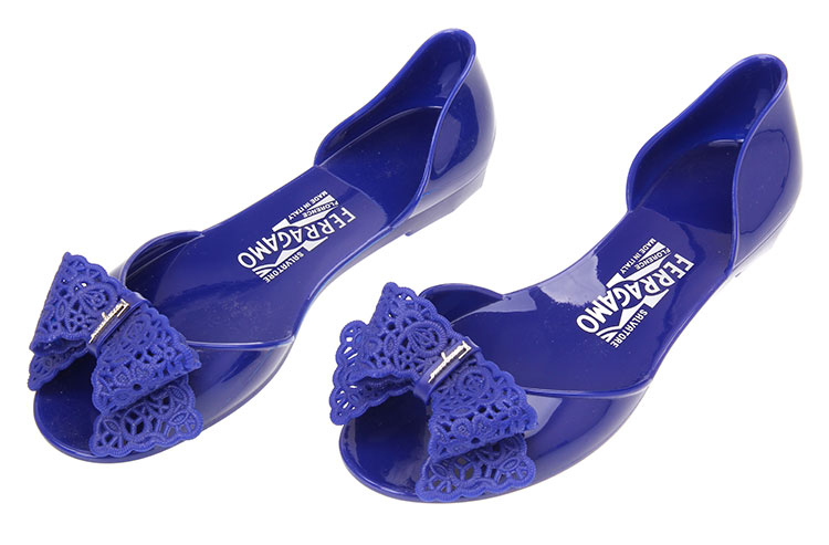 ferragamo(菲拉格慕) 蓝色蝴蝶结塑料平底凉鞋 5