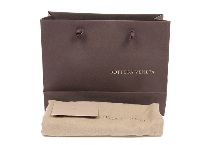 bottega veneta(葆蝶家) 电音蓝皮质斜挎包