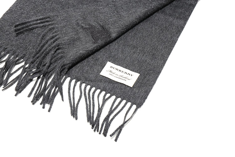 burberry(博柏利) 深灰色经典格纹羊绒围巾