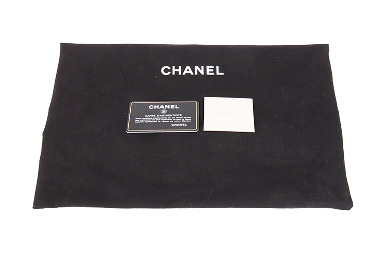 chanel(香奈儿) 黑/白拼色皮质单肩包