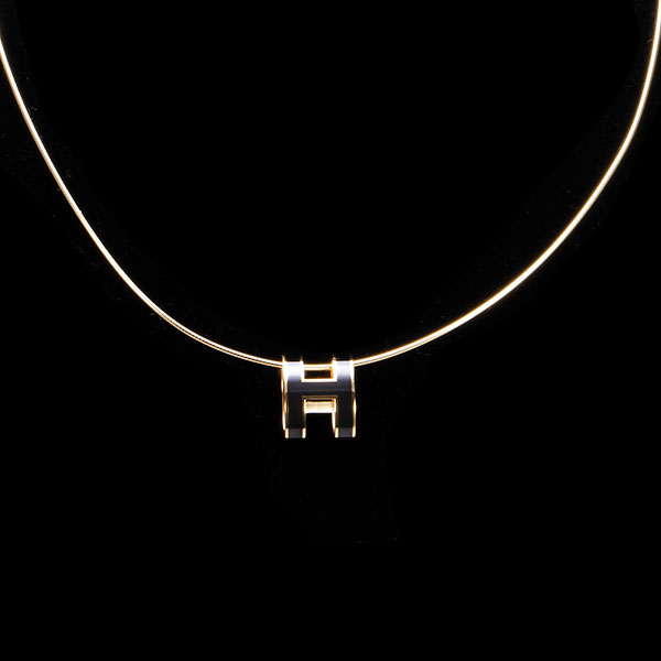 hermes(爱马仕 黑色珐琅h扣金色项链