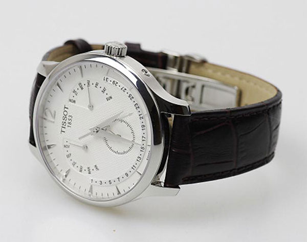 tissot/天梭俊雅系列万年历石英男表(t063.637.16.037.00)