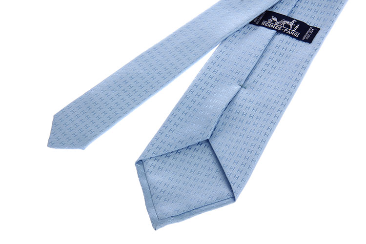 hermes(爱马仕) 淡蓝色底hlogo领带效果__hermes(爱马仕) 淡蓝色底h