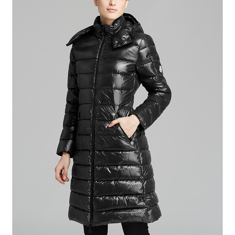 moncler(蒙克莱)女士moka连帽中长款羽绒服1060629