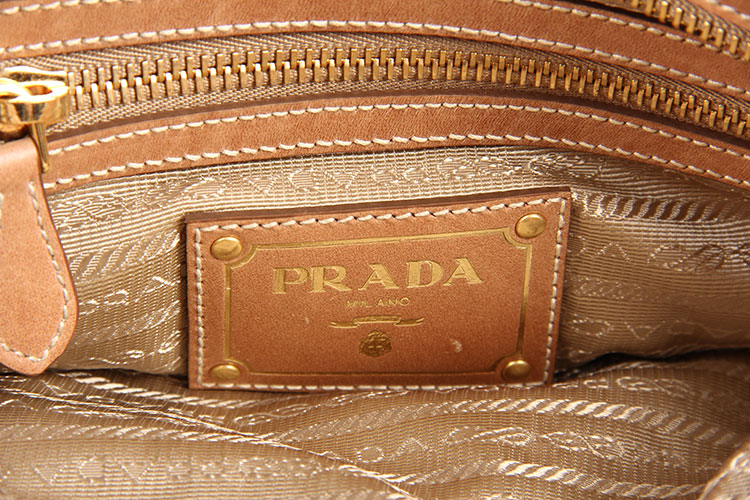 prada(普拉达) 棕色尼龙斜挎包 套装