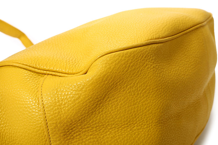 prada(普拉达) 黄色皮质单肩包