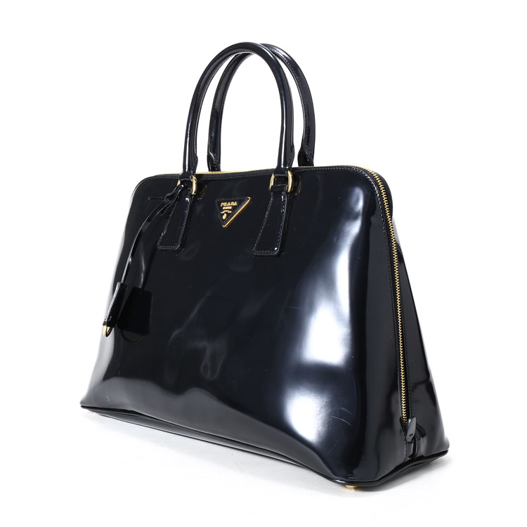 prada(普拉达) #黑色漆皮手提贝壳包