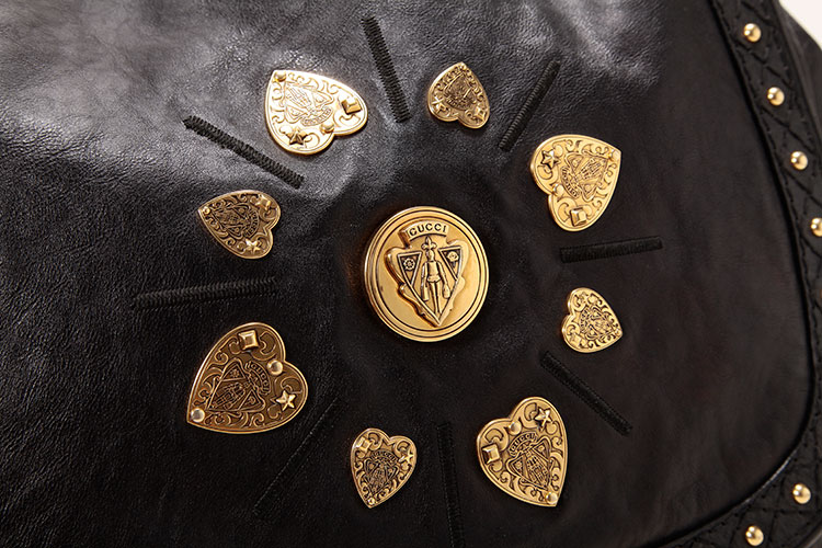 gucci(古驰) 黑色皮质盾牌斜挎包