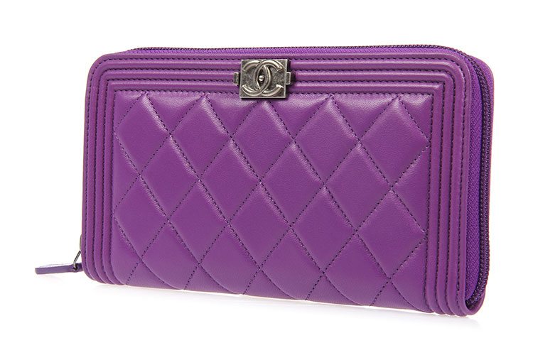 chanel(香奈儿) boy系列紫色皮质长款拉链钱夹