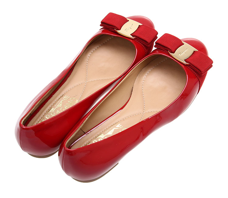 ferragamo(菲拉格慕) 红色漆皮蝴蝶结装饰平底鞋 6.5