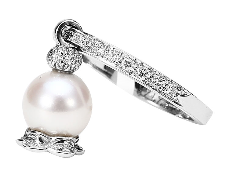 dior(迪奥) 18k白金镶钻珍珠戒指 51