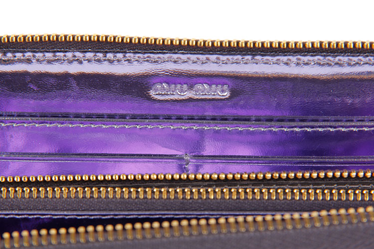 miumiu(缪缪) 紫银色镀亮皮质长款拉链钱夹