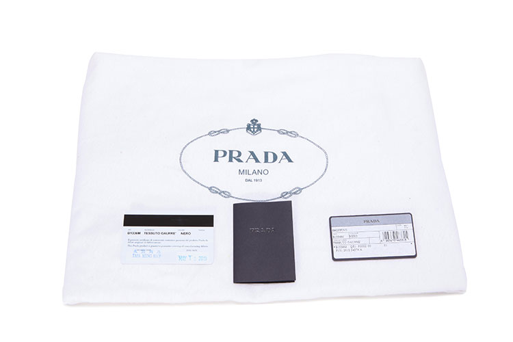 prada(普拉达) 黑色尼龙褶皱两用包