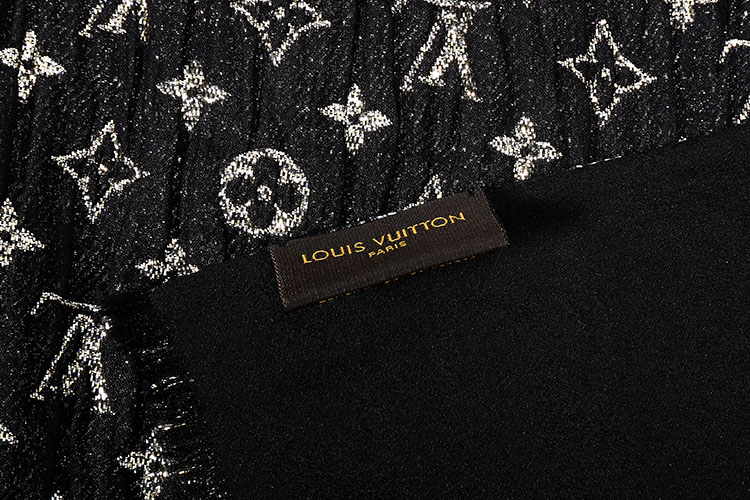 louis vuitton(路易威登 monogram so glitter 黑色长围巾