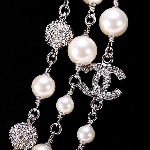 chanel(香奈儿) 银色镶水钻山茶花项链套链