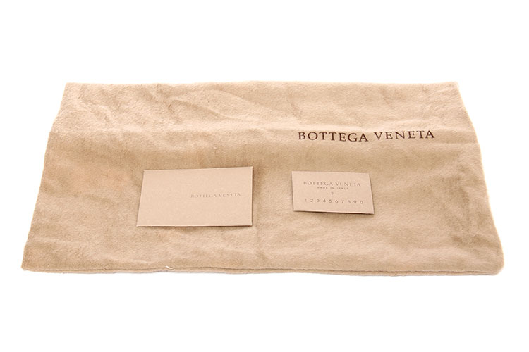 bottega veneta(葆蝶家) 粉色蝴蝶圖案皮質斜挎包