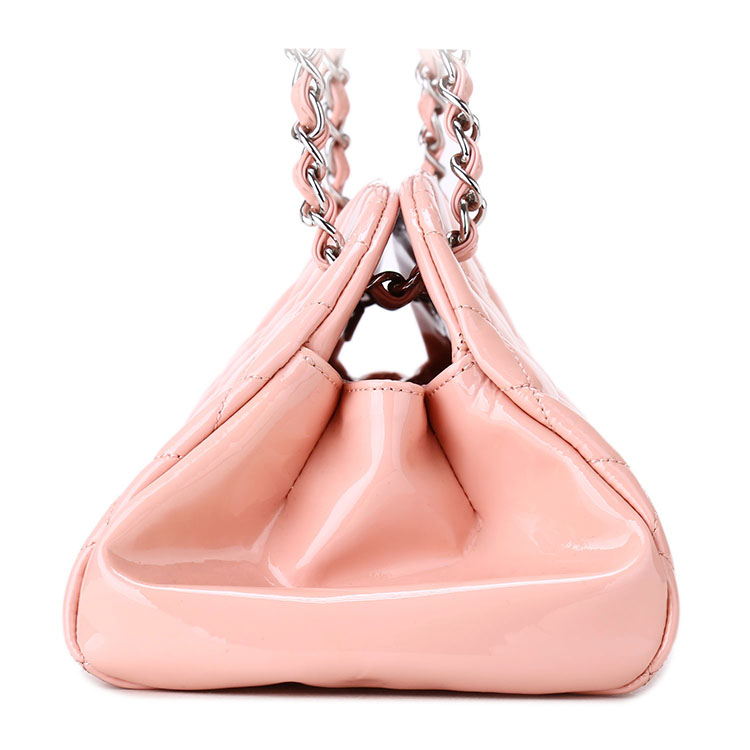 chanel(香奈儿) 橘粉色漆皮银链保龄球单肩包