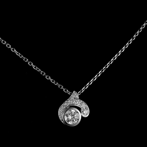 cartier(卡地亚) pt950铂金镶钻项链1.07ct d vs1