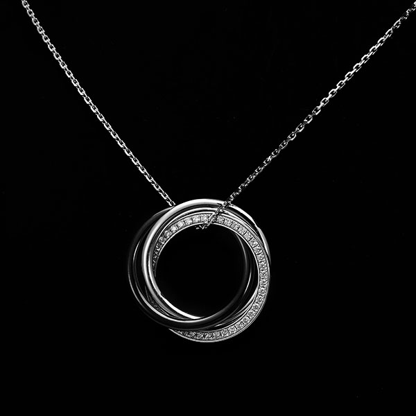 cartier(卡地亚) trinity系列18k白金镶钻陶瓷项链