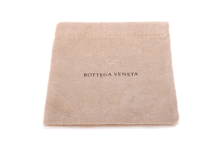 bottega venetalogo,bottegaveneta bottega veneta(葆蝶家 铁灰色红色logo图标挂饰
