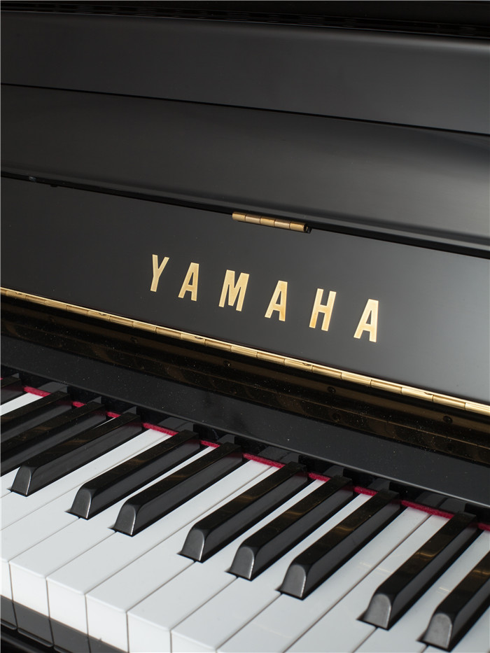 yamaha/雅马哈 日本原装进口钢琴 yu30 带静音功能