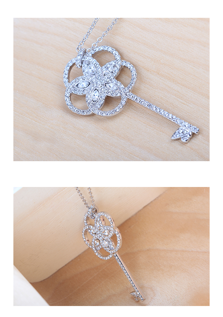 swarovski/施华洛世奇 银色水晶钥匙装饰链坠 5070889