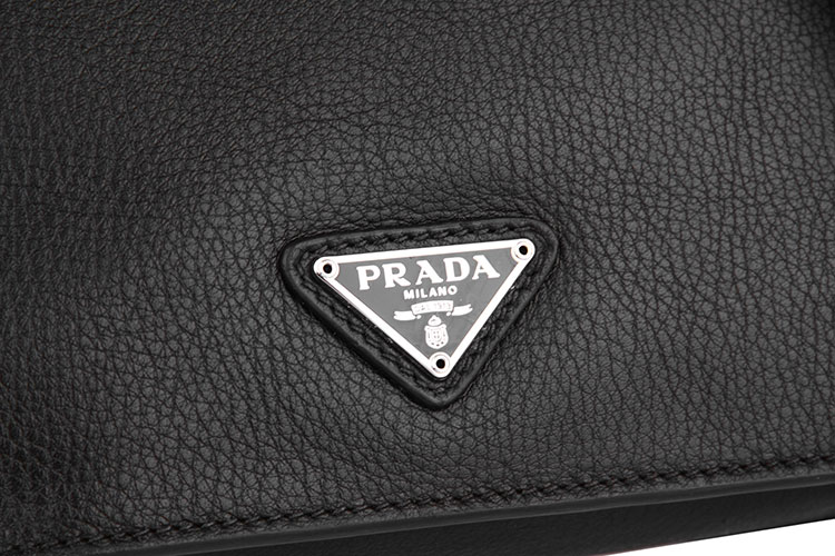 prada/ͷСţƤɫ˫ʿְvr0051