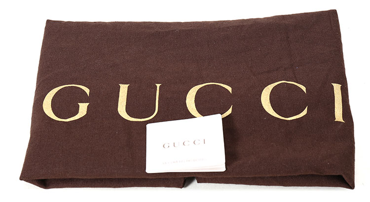 品牌故事 gucci 古驰gucci是意大利时装品牌,由古驰奥·古驰在1921年