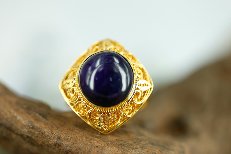 royal jewelry/皇家珠宝 18k金花丝镶嵌 苏纪石 戒指 蓝色 15号